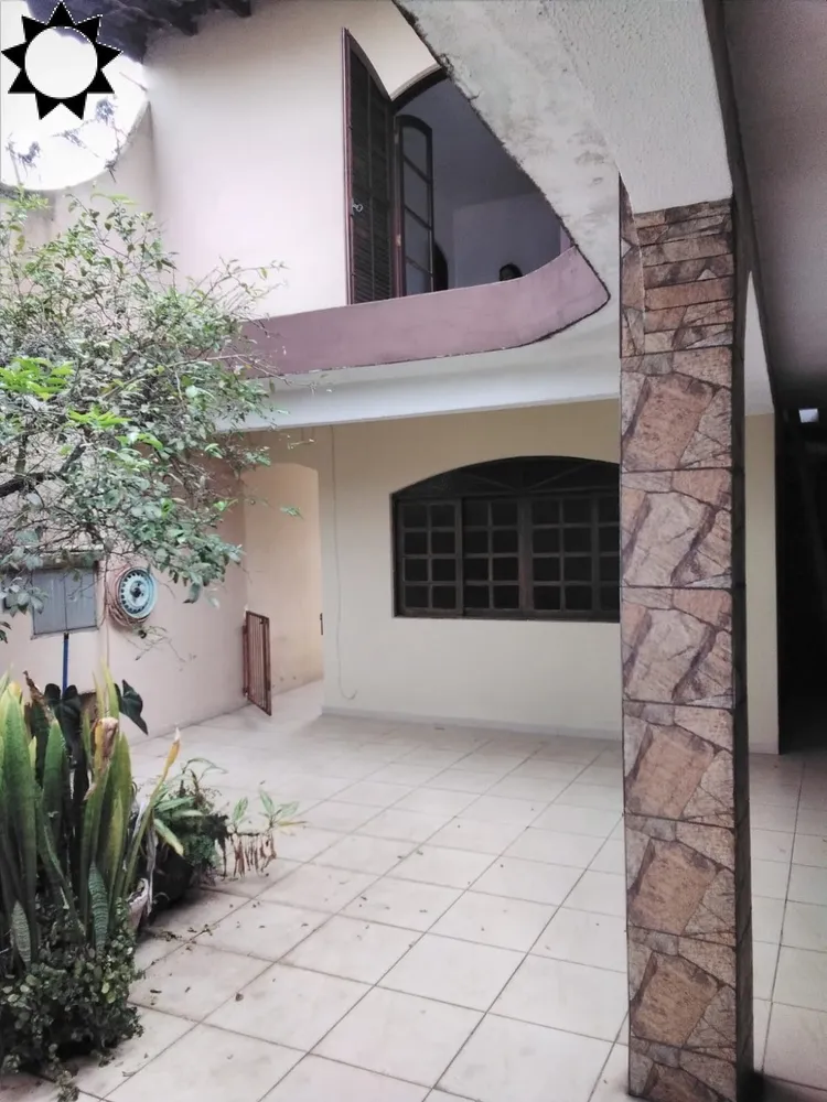 Casa, 3 quartos, 145 m² - Foto 1