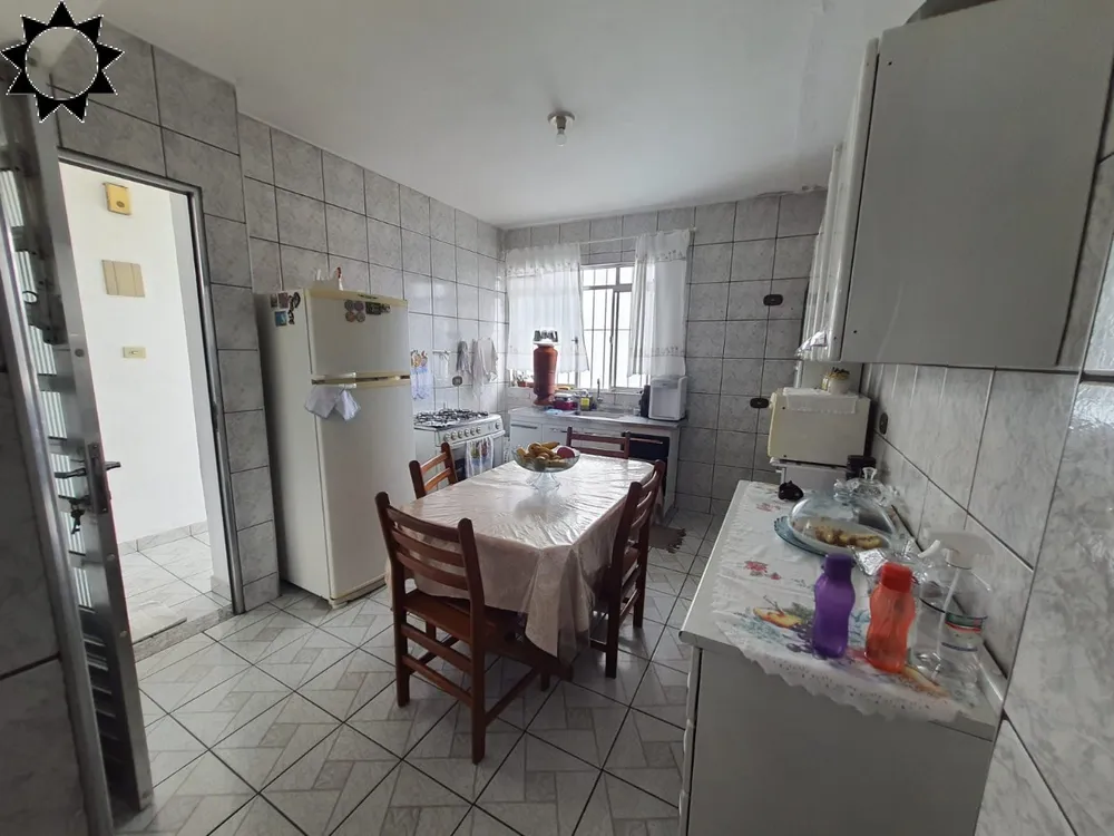 Casa, 3 quartos, 270 m² - Foto 4