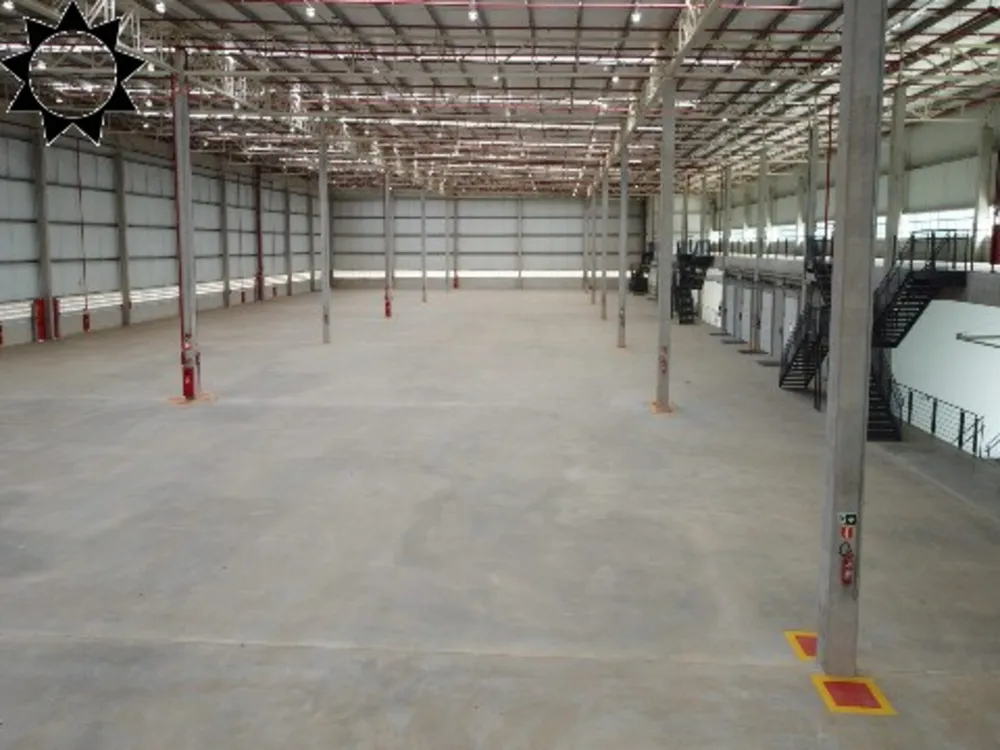 Depósito-Galpão, 1650 m² - Foto 1