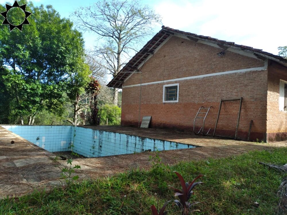 Sítio à venda com 3 quartos, 250m² - Foto 19