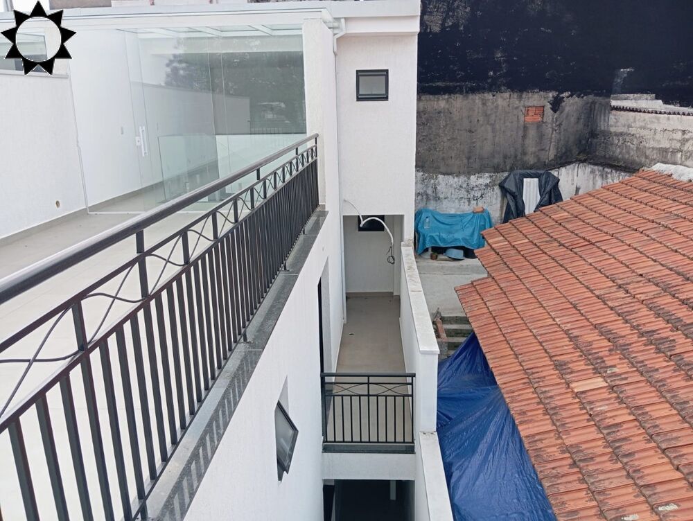 Casa à venda com 3 quartos, 170m² - Foto 2