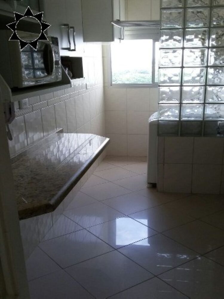 Apartamento à venda com 3 quartos, 68m² - Foto 4