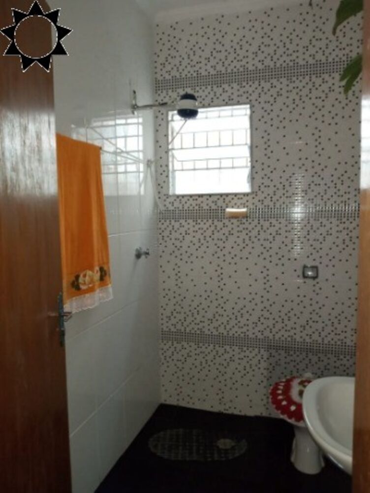 Casa à venda com 3 quartos, 200m² - Foto 5