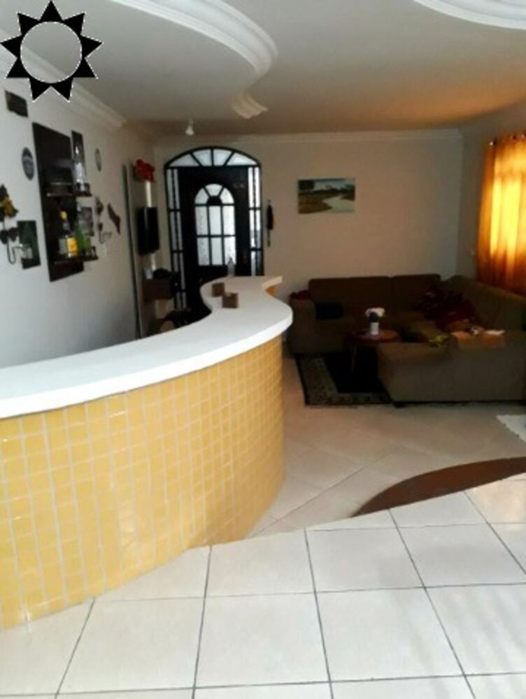 Casa, 3 quartos, 260 m² - Foto 1