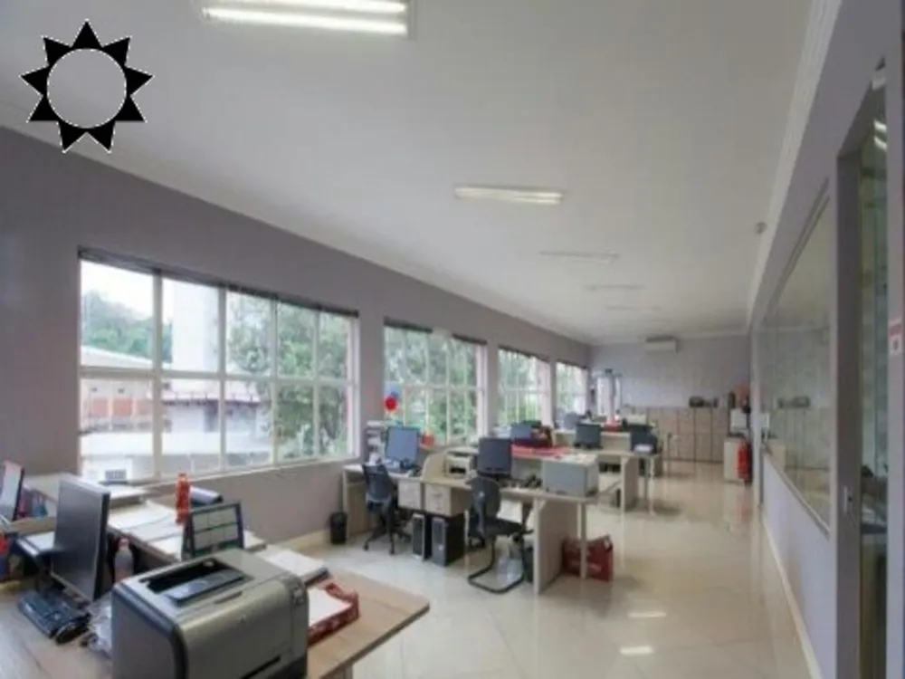 Prédio Inteiro, 1800 m² - Foto 1