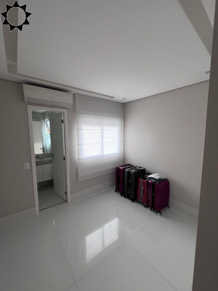Cobertura, 3 quartos, 243 m² - Foto 4