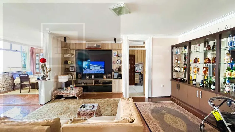 Apartamento, 4 quartos, 256 m² - Foto 1