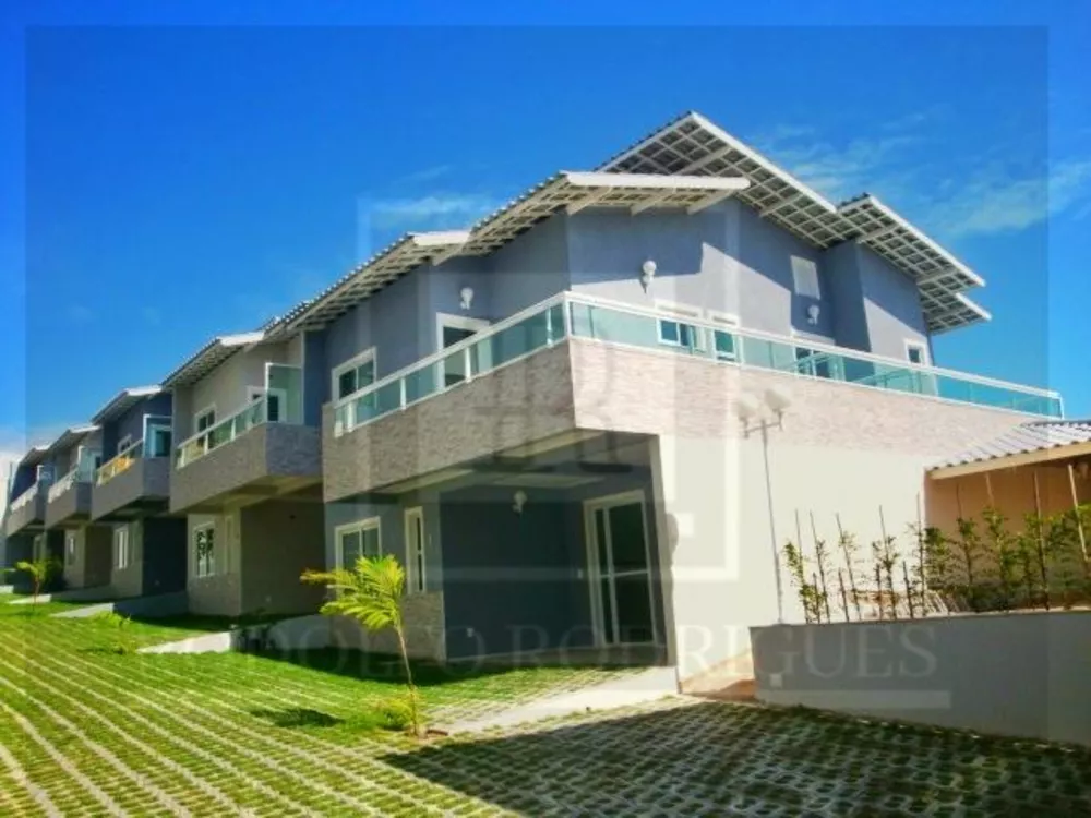 Casa de Condomínio à venda com 4 quartos, 130m² - Foto 2