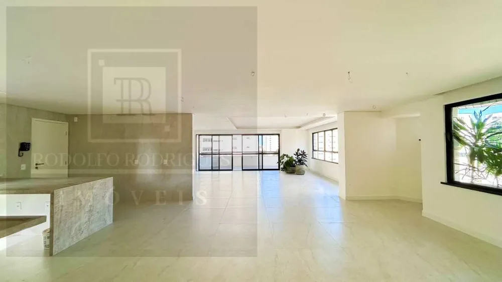 Apartamento, 4 quartos, 220 m² - Foto 1