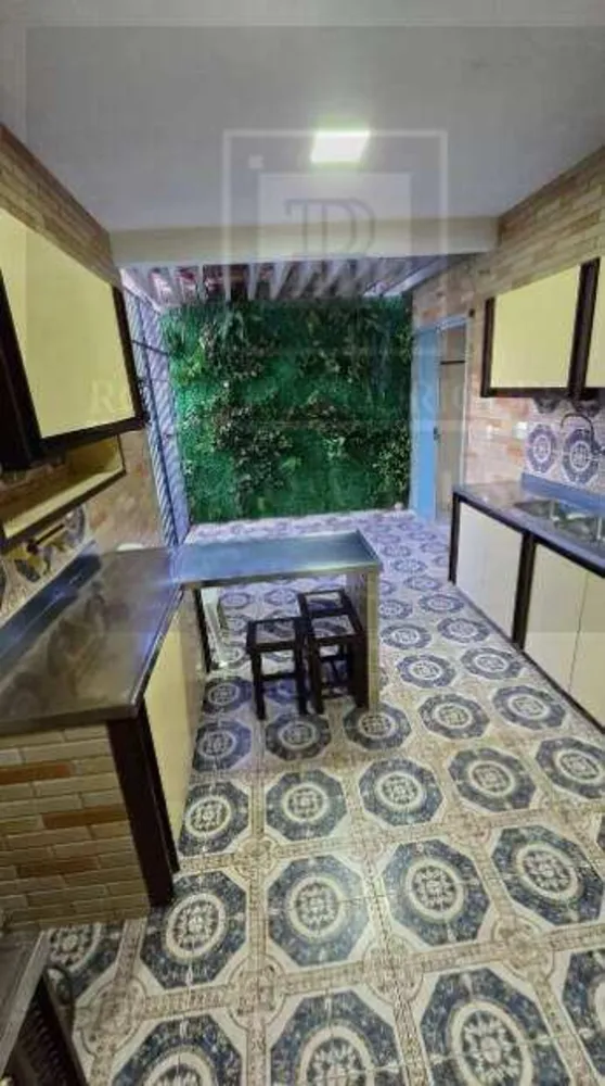 Casa, 5 quartos, 250 m² - Foto 1