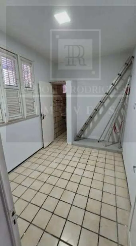 Casa, 5 quartos, 250 m² - Foto 2
