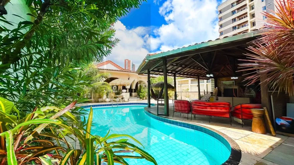 Casa, 7 quartos, 370 m² - Foto 1