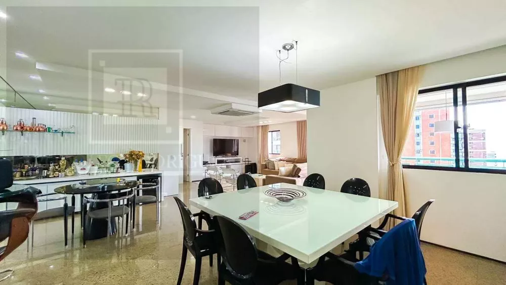 Apartamento, 3 quartos, 205 m² - Foto 1