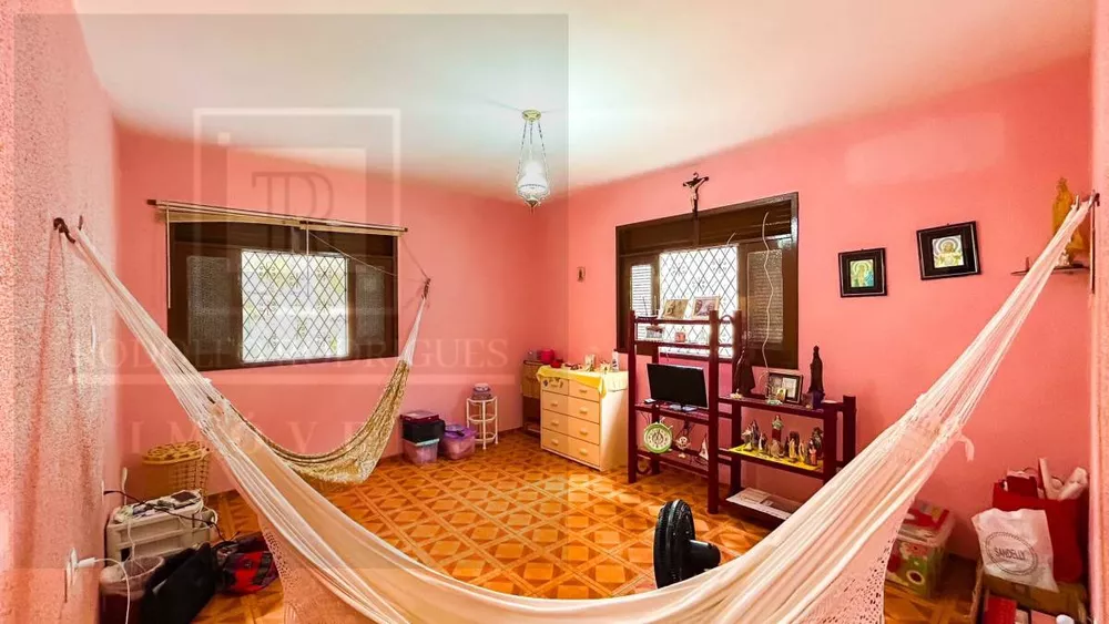 Casa, 7 quartos, 300 m² - Foto 1