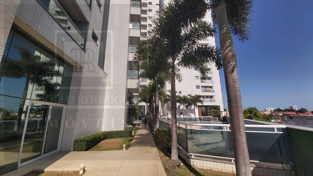 Apartamento à venda com 3 quartos, 115m² - Foto 1