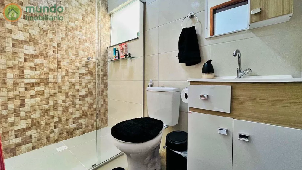 Casa à venda com 2 quartos, 70m² - Foto 14