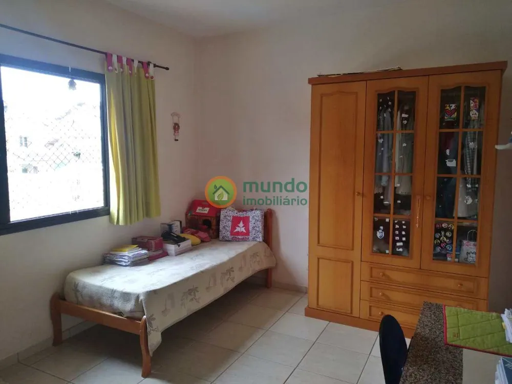 Sobrado, 4 quartos, 363 m² - Foto 1
