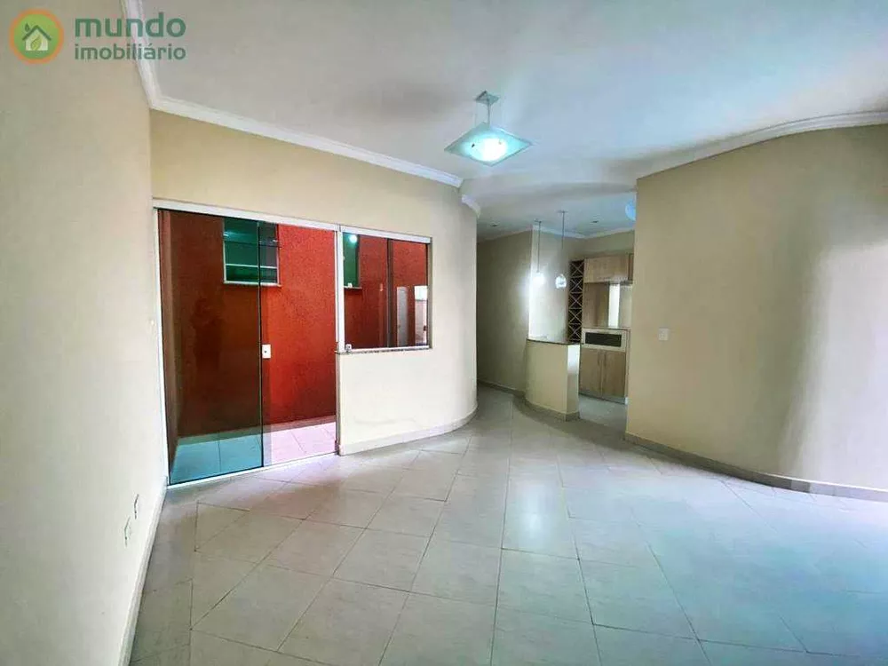 Casa de Condomínio à venda com 3 quartos, 150m² - Foto 4