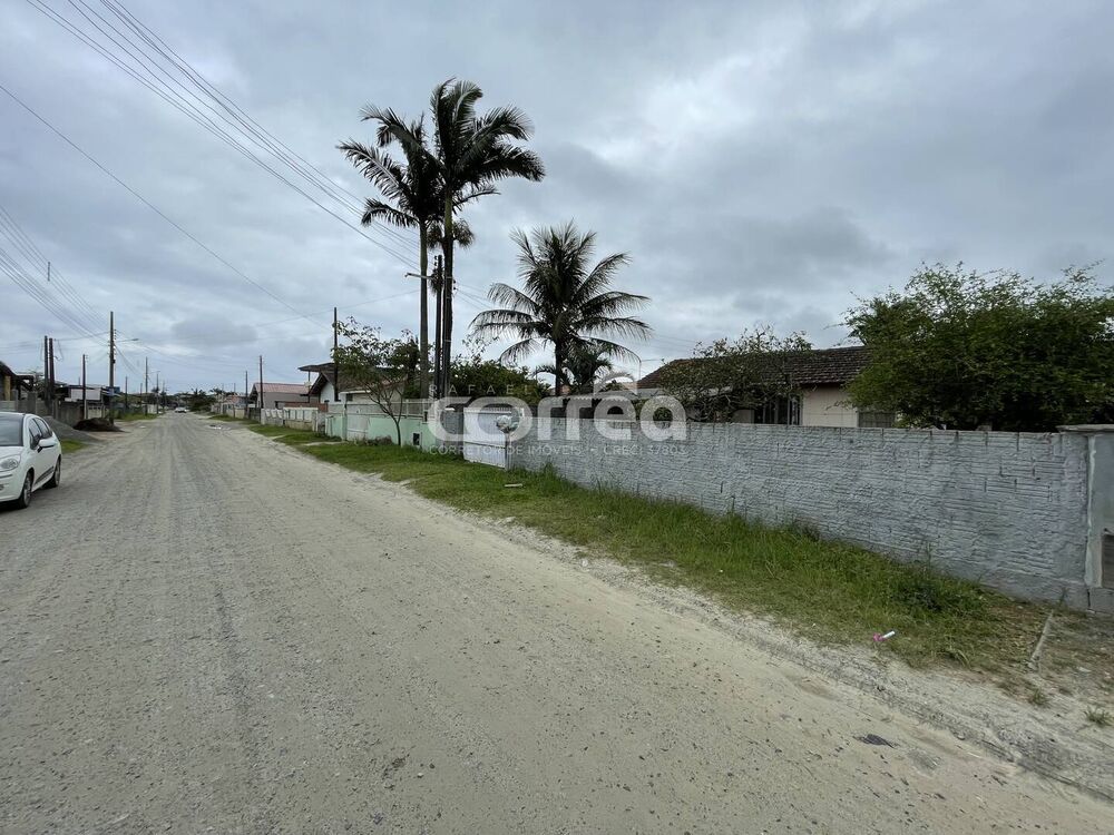 Casa à venda com 2 quartos, 100m² - Foto 2