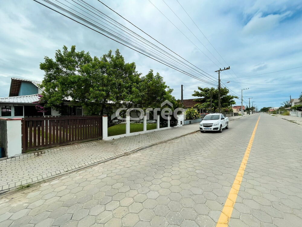 Casa à venda com 3 quartos, 160m² - Foto 4