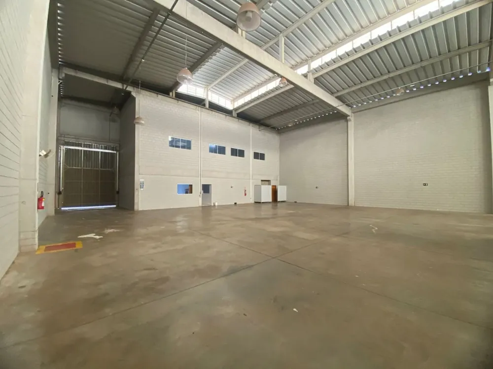 Depósito-Galpão, 799 m² - Foto 2