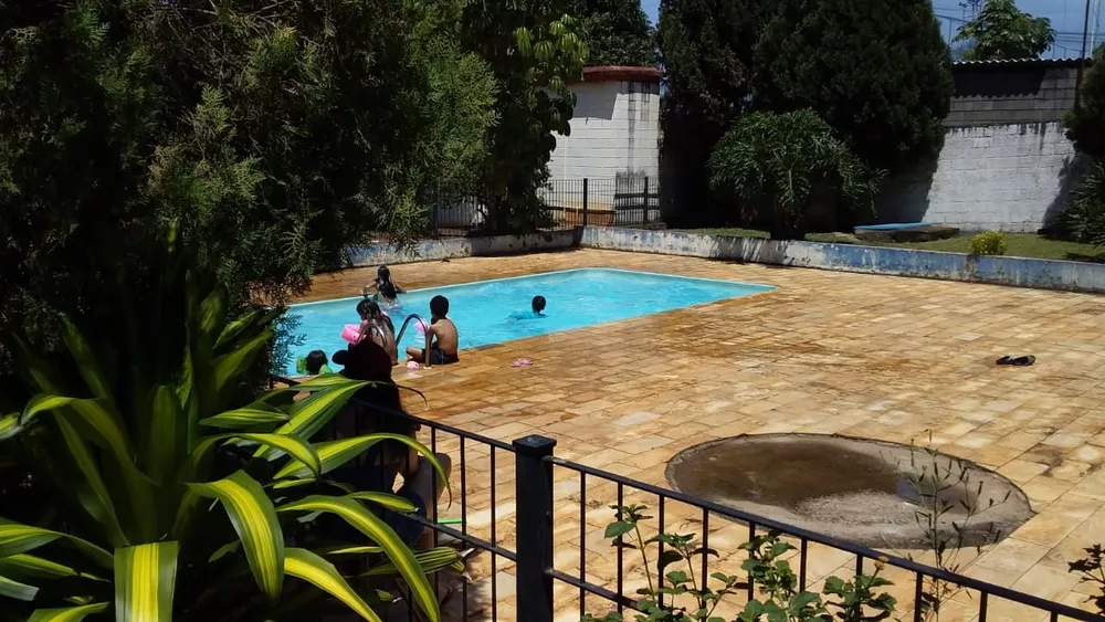 Chácara, 2 quartos, 3750 m² - Foto 2