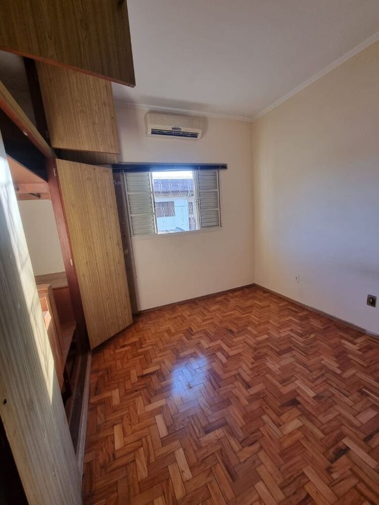 Casa, 4 quartos, 180 m² - Foto 3