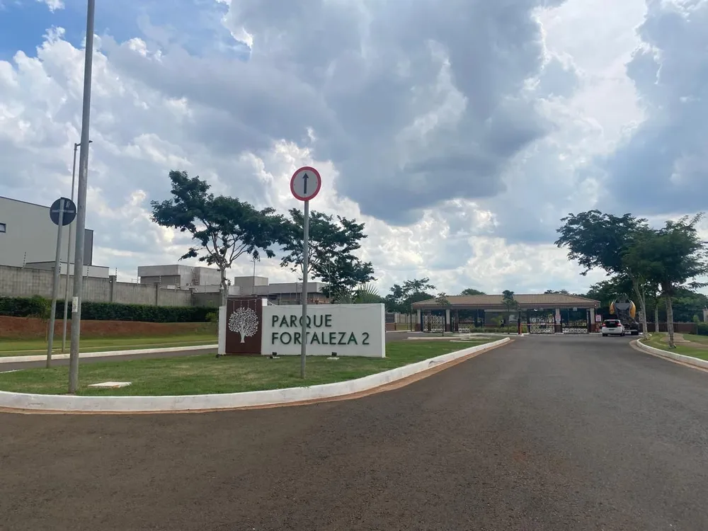 Loteamento e Condomínio, 490 m² - Foto 1