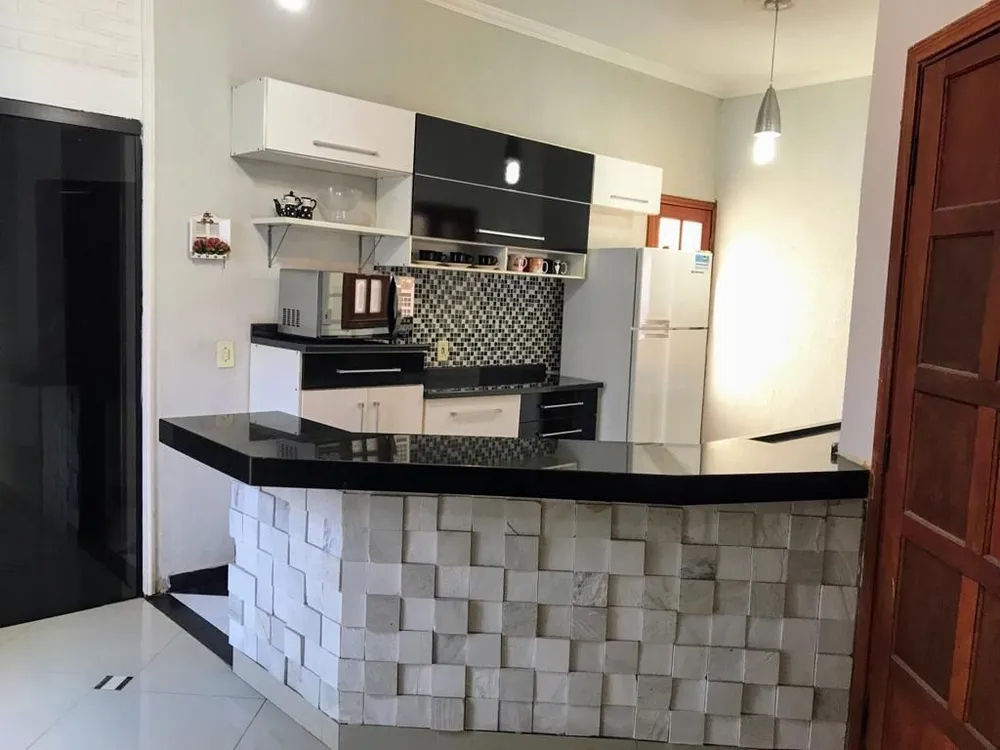Casa, 3 quartos, 178 m² - Foto 1