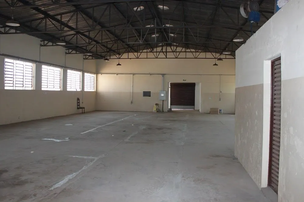Loja-Salão, 700 m² - Foto 3