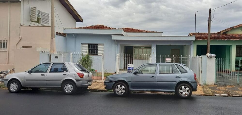 Casa à venda com 5 quartos, 108m² - Foto 1
