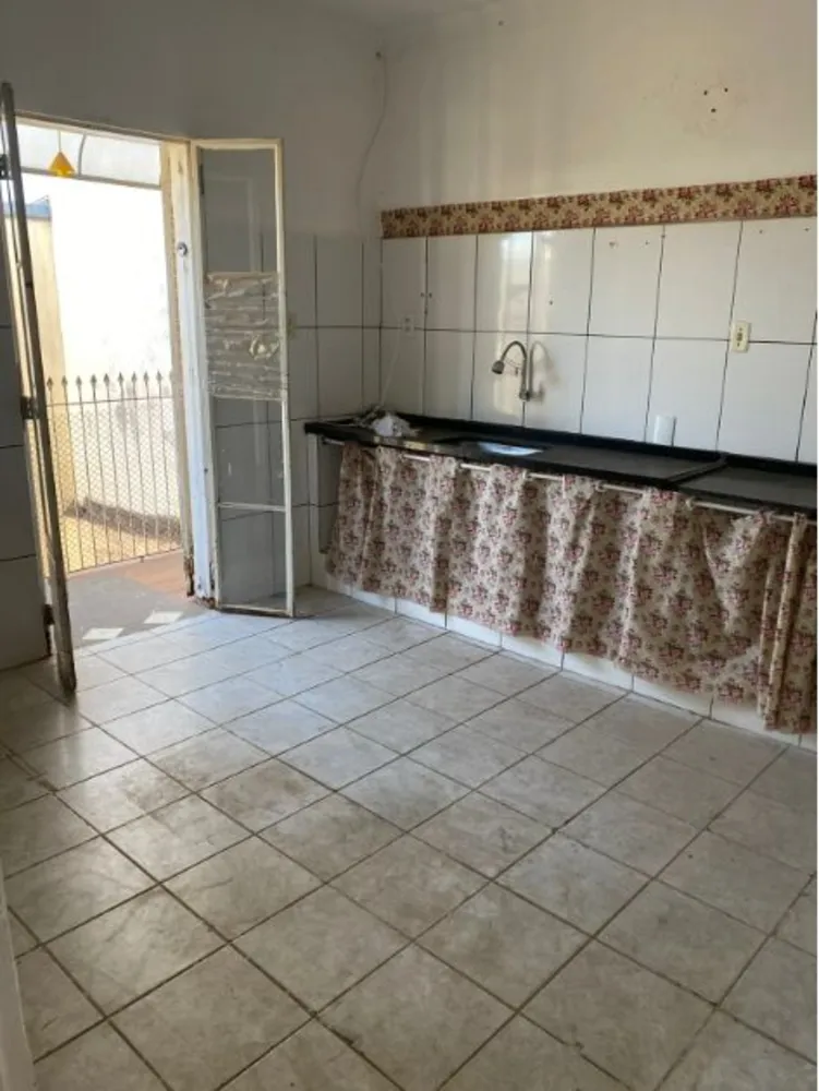 Casa, 5 quartos, 240 m² - Foto 6
