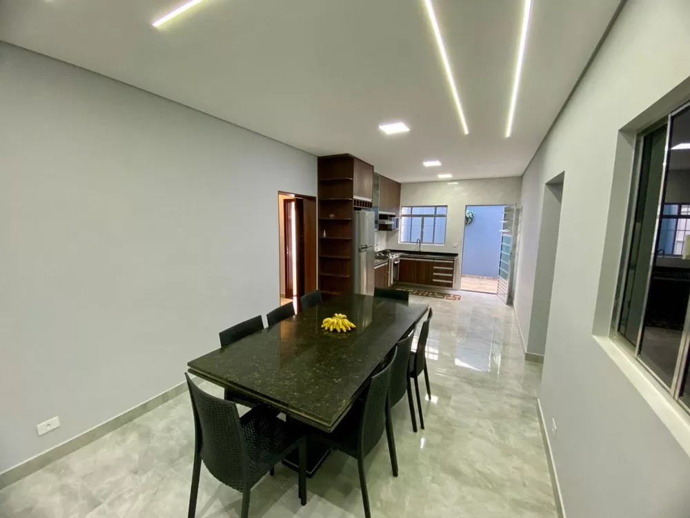 Casa, 3 quartos, 130 m² - Foto 1