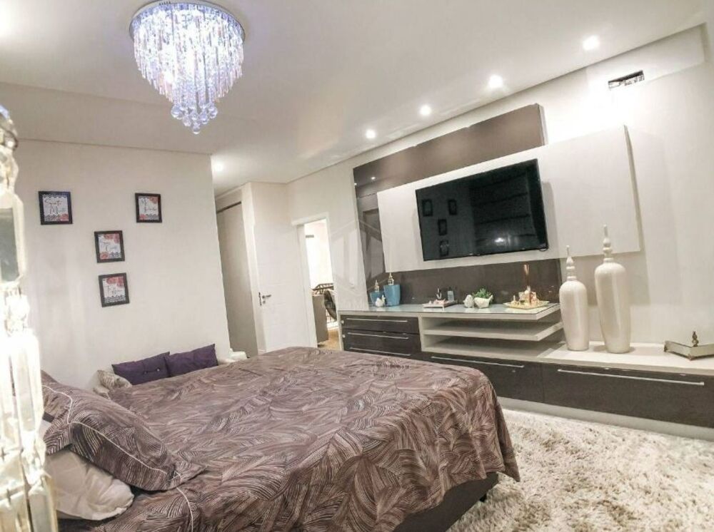 Casa de Condomínio à venda com 4 quartos, 560m² - Foto 8