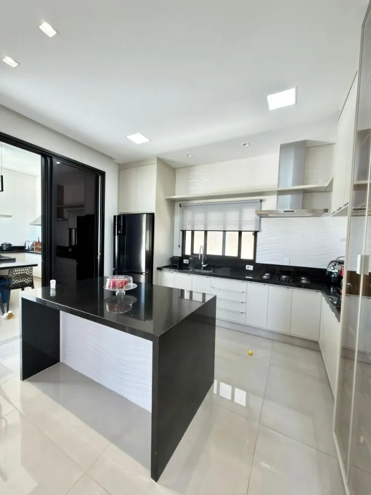 Casa, 3 quartos, 348 m² - Foto 8