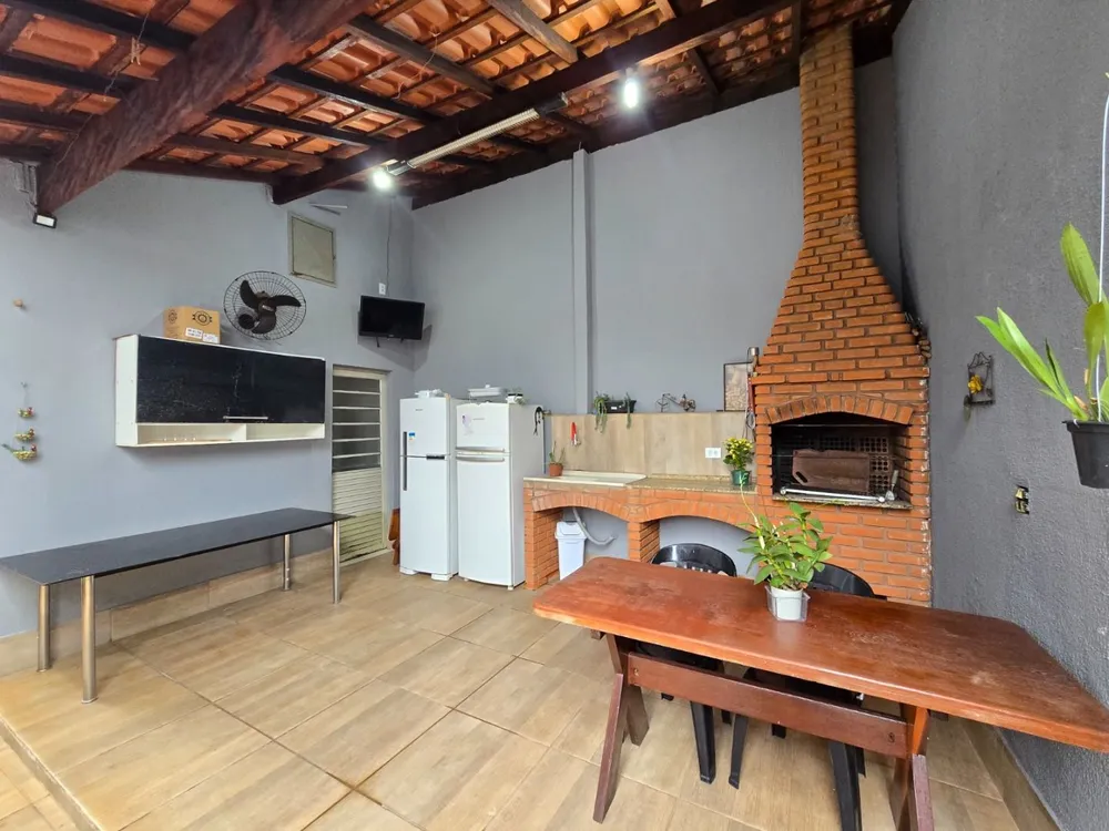 Casa, 3 quartos, 270 m² - Foto 1