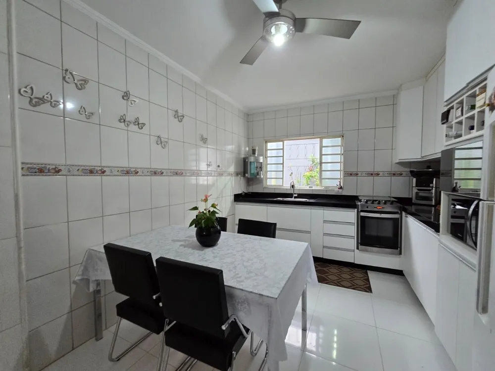 Casa, 3 quartos, 270 m² - Foto 5