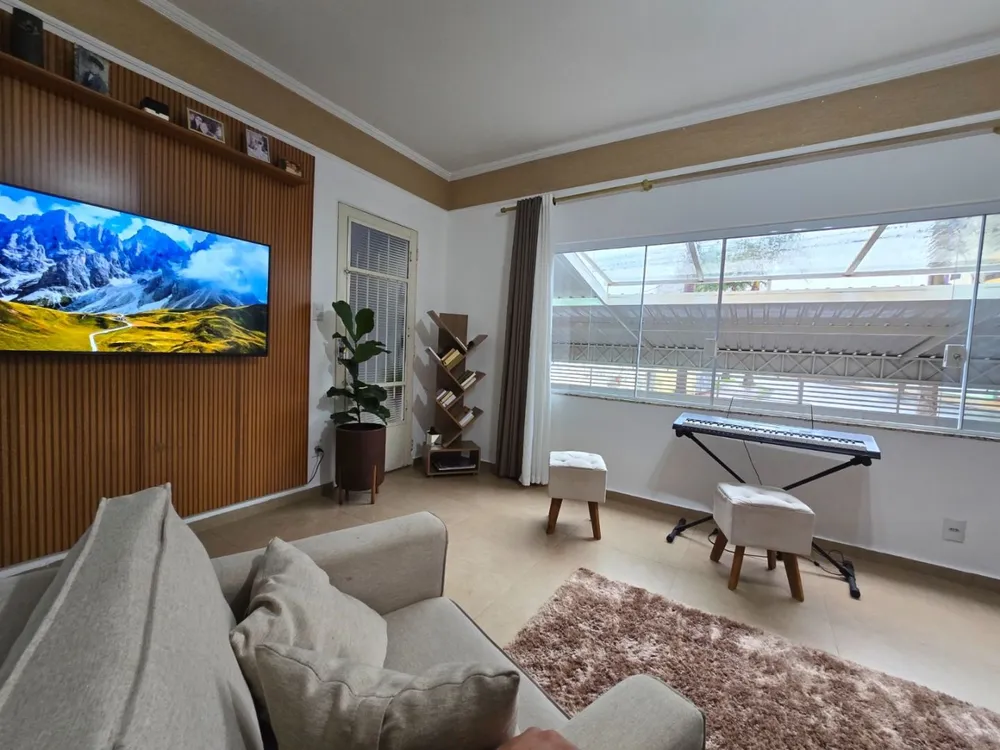 Casa, 3 quartos, 270 m² - Foto 1