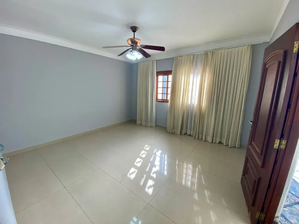 Casa, 3 quartos, 170 m² - Foto 3