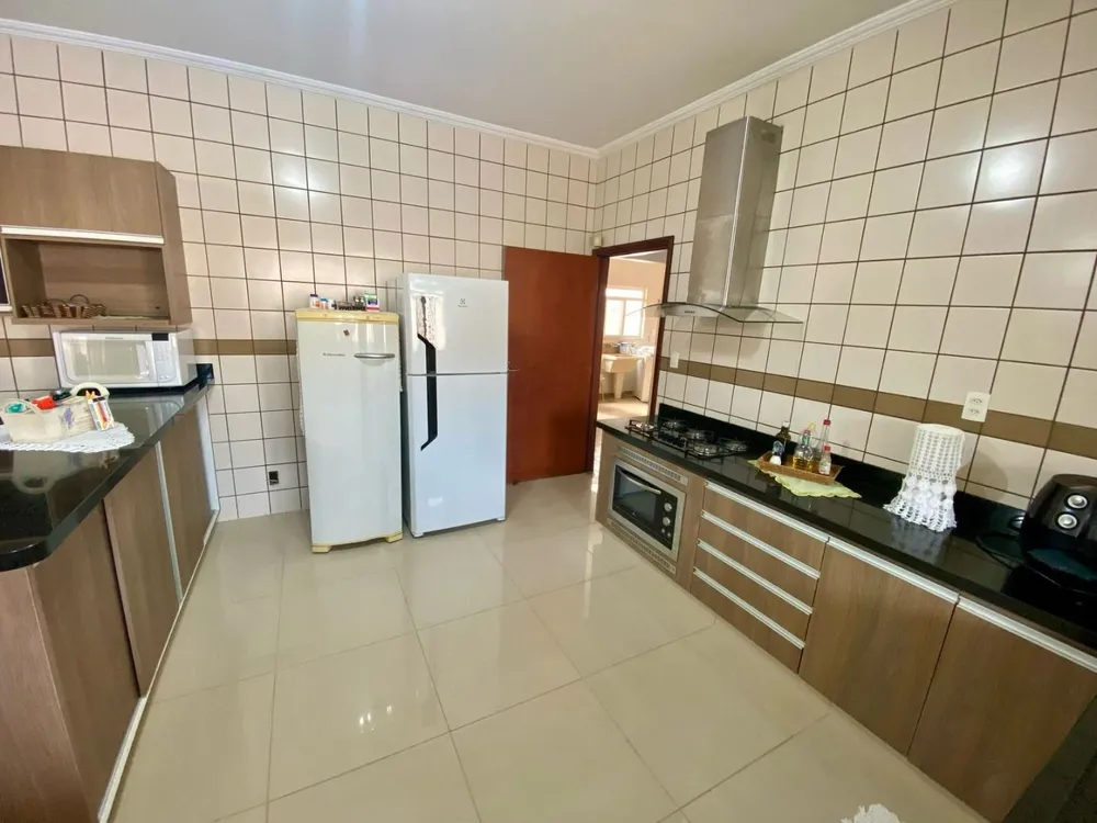 Casa, 3 quartos, 320 m² - Foto 14