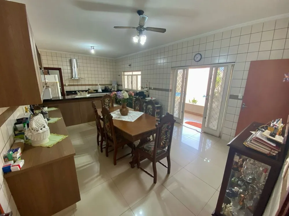 Casa, 3 quartos, 320 m² - Foto 11