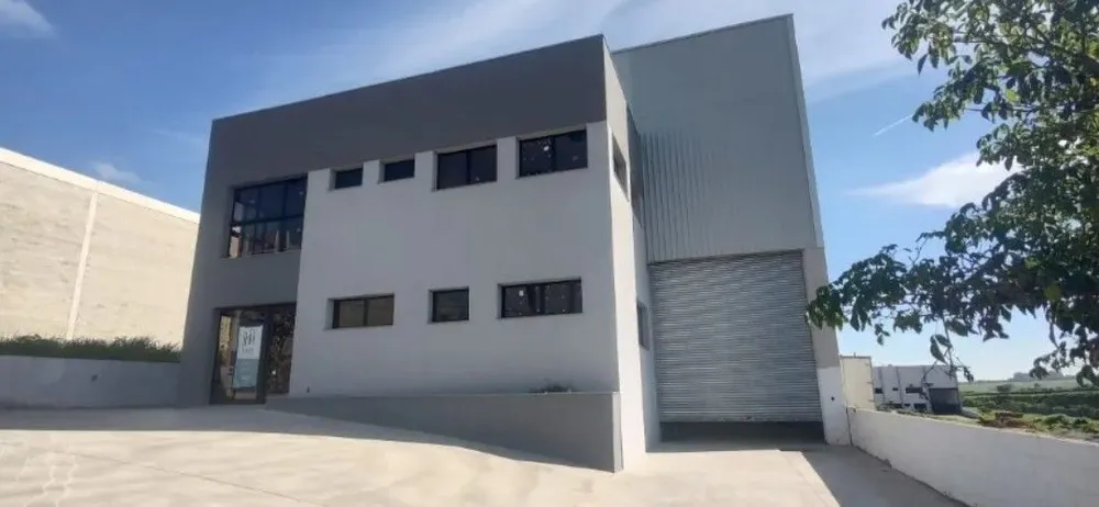 Depósito-Galpão, 940 m² - Foto 1
