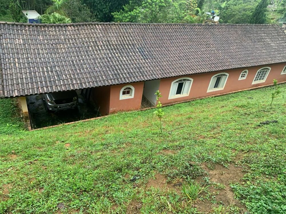 Sítio à venda com 5 quartos, 170m² - Foto 2