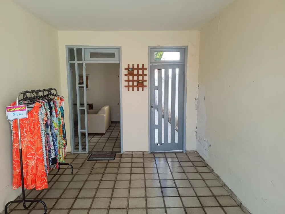 Casa, 4 quartos, 207 m² - Foto 2