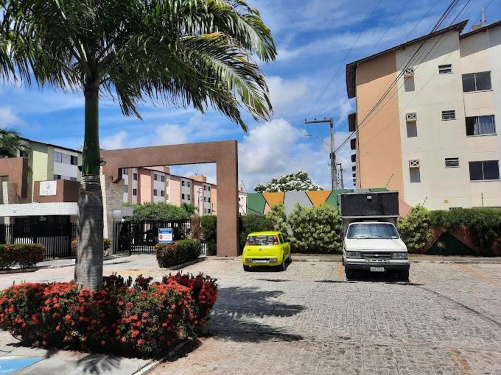 Apartamento à venda com 3 quartos, 49m² - Foto 2
