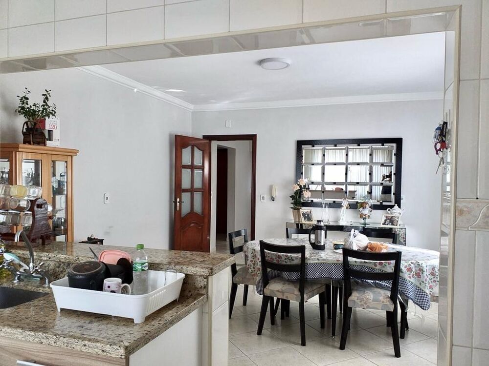 Sobrado à venda com 4 quartos, 259m² - Foto 3