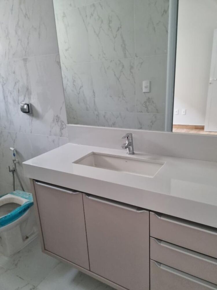 Sobrado, 3 quartos, 180 m² - Foto 1