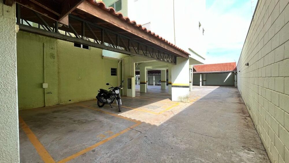 Apartamento à venda com 3 quartos, 109m² - Foto 1