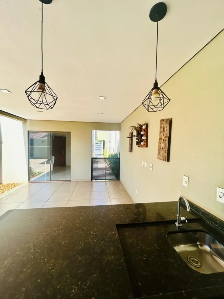 Casa, 1 quarto, 200 m² - Foto 2