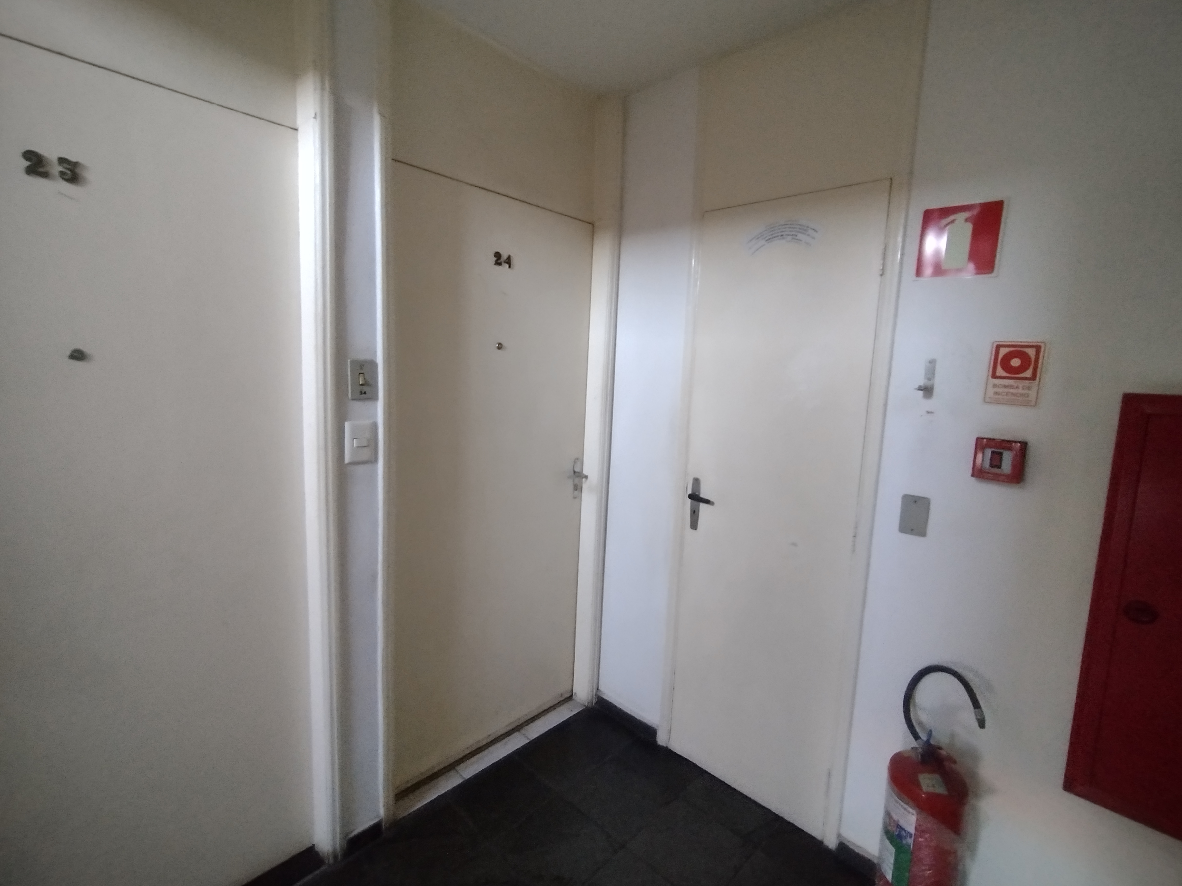 Apartamento à venda com 3 quartos, 63m² - Foto 4